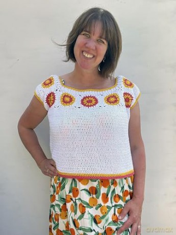 My Granny Square Wardrobe: Stunning Designs to Crochet and Wear - Sam Sabido [KSIĄŻKA]