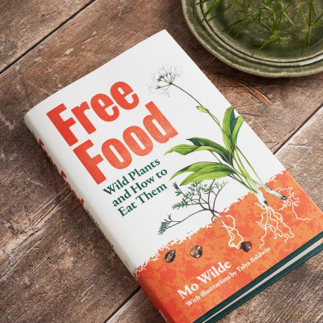 Free Food: Wild Plants and How to Eat Them - Mo Wilde [KSIĄŻKA]