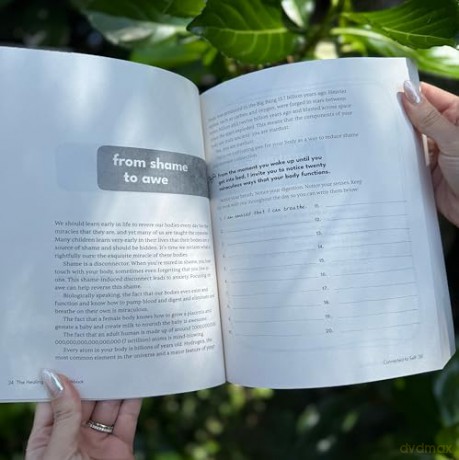 The Healing Anxiety Workbook: A Guide to Calm Worry and Intrusive Thoughts at the Root (Sounds True Inner Workbooks) - Sheryl Lisa Finn [KSIĄŻKA]