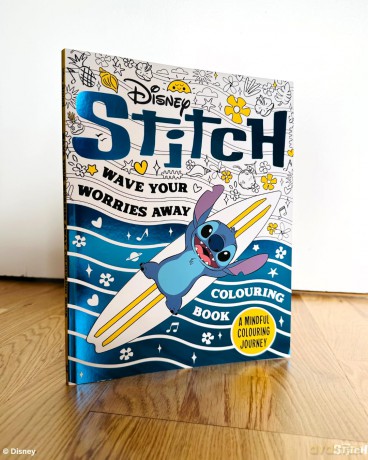 Disney Stitch - Wave Your Worries Away Colouring Book: A Mindful Colouring Journey - Walt Disney [KSIĄŻKA]