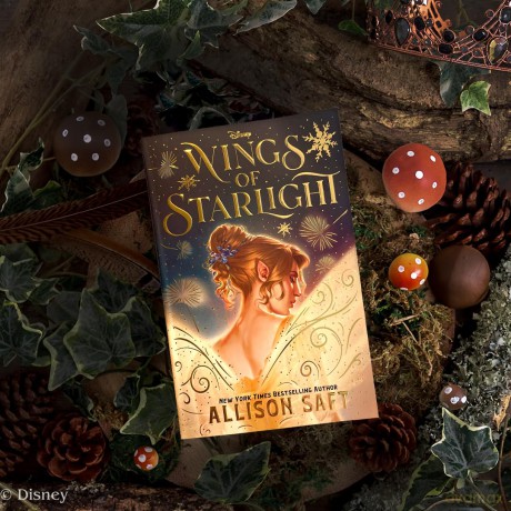 Disney Wings of Starlight: the sweeping, star-crossed romantic fantasy from bestselling author Allison Saft - Allison Saft [KSIĄŻKA]
