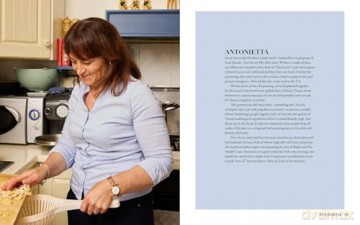 20 Amici - 40 Ricette (20 Friends - 40 Recipes): Friends and Food from the Heart of Chianti - John Bersani [KSIĄŻKA]