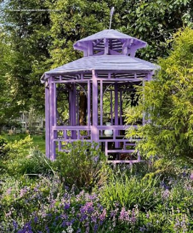 The Gardens of the Hamptons: Grand Estates, Village Jewels, and Public Sanctuaries - Blue Carreon [KSIĄŻKA]
