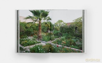 Glorious Gardens: Private Edens of the World's Leading Interior Designers - Dara Caponigro [KSIĄŻKA]