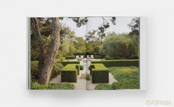 Glorious Gardens: Private Edens of the World's Leading Interior Designers - Dara Caponigro [KSIĄŻKA]
