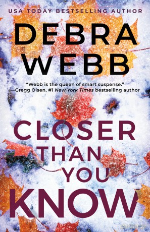 Closer Than You Know: 2 (Vera Boyett) - Debra Webb [KSIĄŻKA]