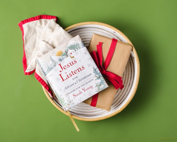Jesus Listens--for Advent and Christmas, Padded Hardcover, with Full Scriptures: Prayers for the Season (A 40-Day Devotional) - Sarah Young [KSIĄŻKA]