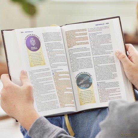 KJV Armor of God Bible, Hardcover (Children's Bible, Red Letter, Comfort Print, Holy Bible): King James Version: KJV Armor of God Bible, Children's Bible, Red Letter, Comfort Print - Thomas Nelson [KSIĄŻKA]