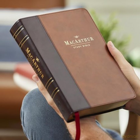 LSB MacArthur Study Bible 2nd Edition: Unleashing God's Truth One Verse at a Time (Brown Leathersoft, Comfort Print, Thumb Indexed) - John F. MacArthur [KSIĄŻKA]