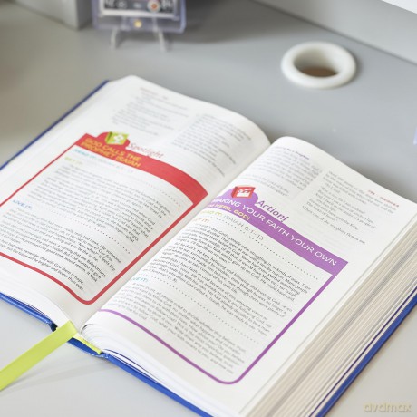 NKJV Study Bible for Kids, Purple Leathersoft: The Premier Study Bible for Kids - Thomas Nelson [KSIĄŻKA]