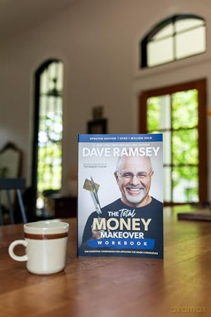 The Total Money Makeover Workbook Updated: The Essential Companion for Applying the Book's Principles - Dave Ramsey [KSIĄŻKA]