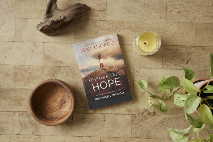 Unshakable Hope: Building Our Lives on the Promises of God - Max Lucado [KSIĄŻKA]