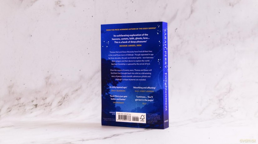 Enlightenment: A beautiful summer read about love, mystery and unlikely friendship from the #1 Sunday Times bestselling author - Sarah Perry [KSIĄŻKA]