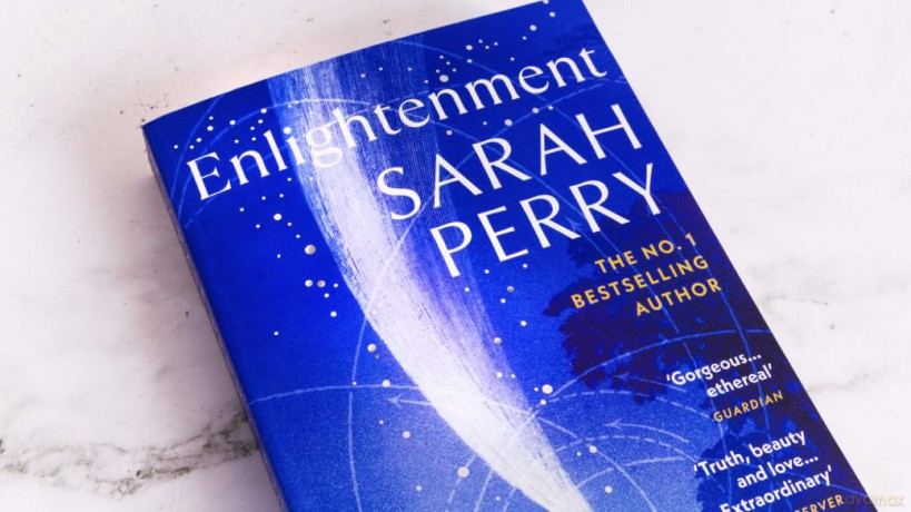 Enlightenment: A beautiful summer read about love, mystery and unlikely friendship from the #1 Sunday Times bestselling author - Sarah Perry [KSIĄŻKA]