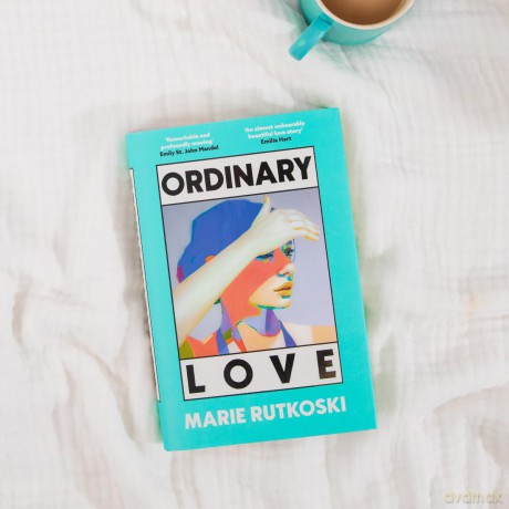 Ordinary Love: 'This summer's smart beach read' (Grazia) - Marie Rutkoski [KSIĄŻKA]