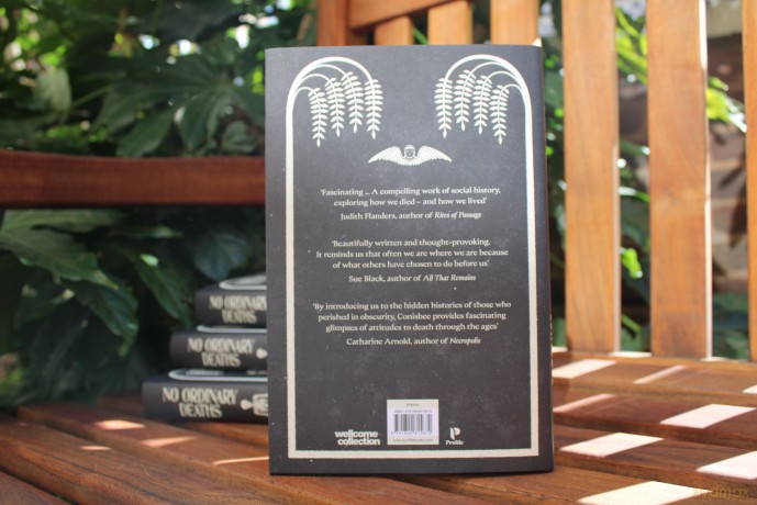 No Ordinary Deaths: A People's History of Mortality - Molly Conisbee [KSIĄŻKA]