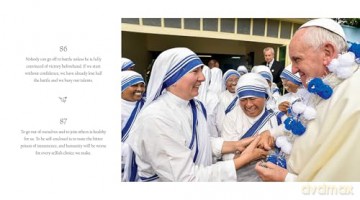 365 Inspirational Moments of Pope Francis: 7 - White Star [KSIĄŻKA]