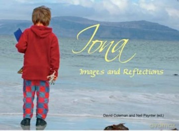 Iona: Images and Reflections - Neil Paynter [KSIĄŻKA]