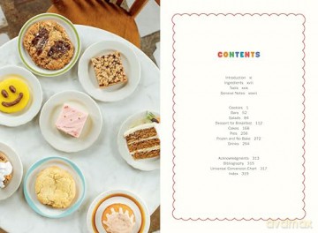 Sweet Farm!: A Delectable Dessert Cookbook with a Whimsical Farmhouse Twist, Indulge in Sweet Farm! - Molly Yeh [KSIĄŻKA]