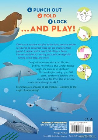 Paperfold Sea Creatures: 10 Amazing Punch-Out-And-Fold Paper Animals - Megan Montague Cash [KSIĄŻKA]