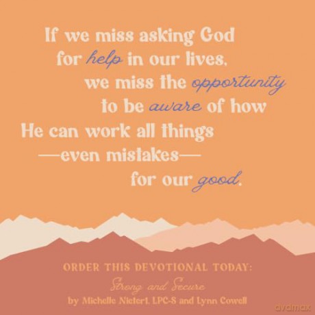 Strong and Secure: 100 Devotions for Young Women - Michelle Nietert [KSIĄŻKA]