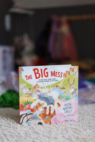 The Big Mess: A Deliciously Funny Story of Siblings Learning to Get Along - Justin Whitmel Earley [KSIĄŻKA]