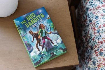 The Bug Bandits: The Museum Is Her Home. Her Mission Is to Save It. - Jenni L Walsh [KSIĄŻKA]