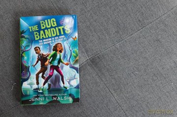 The Bug Bandits: The Museum Is Her Home. Her Mission Is to Save It. - Jenni L Walsh [KSIĄŻKA]