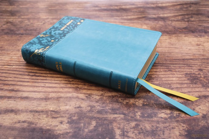 NASB, Personal Size Bible, Large Print, Leathersoft, Teal, Red Letter, 1995 Text, Comfort Print: Nasb, Personal Size Bible, Leathersoft, Teal, Red Letter, 1995 Text, Comfort Print - Zondervan [KSIĄŻKA]