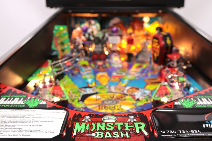 Monster Bash Flipper
