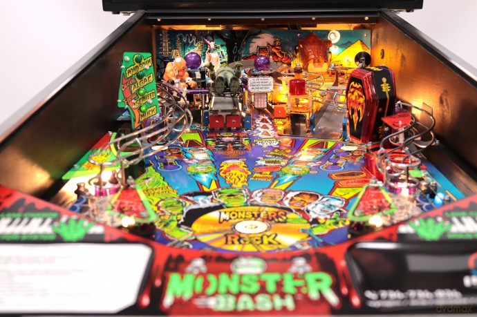 Monster Bash Flipper