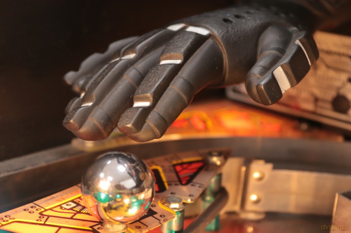 Johnny Mnemonic Flipper