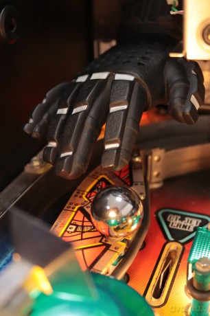 Johnny Mnemonic Flipper