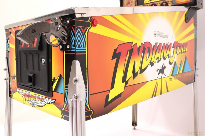 Indiana Jones: The Pinball Adventure Flipper