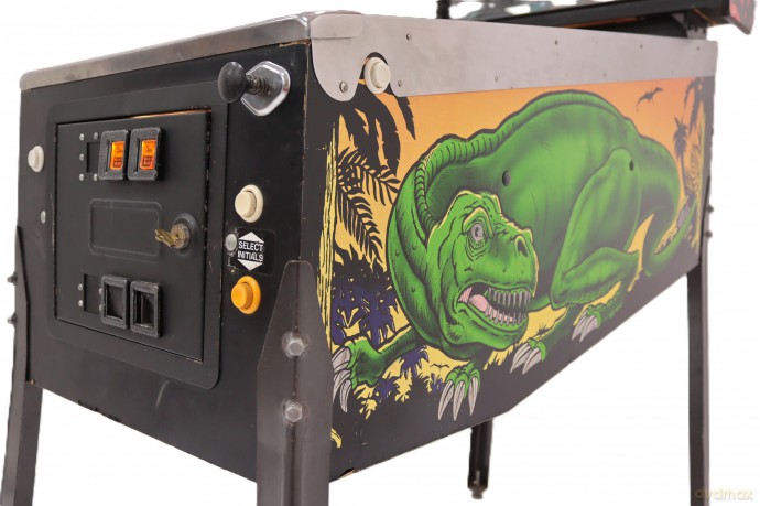 Escape From The Lost World Flipper