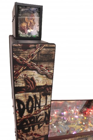 The Walking Dead Limited Edition Flipper