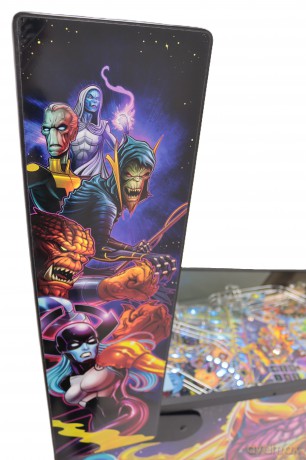 Avengers The Infinity Quest Premium Flipper