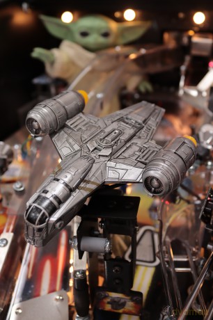 The Mandalorian Premium Flipper