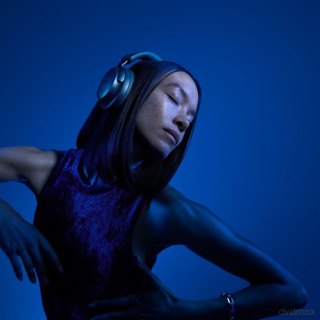 Bose - QC Ultra headphones