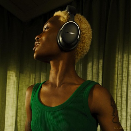 Bose - QC Ultra headphones
