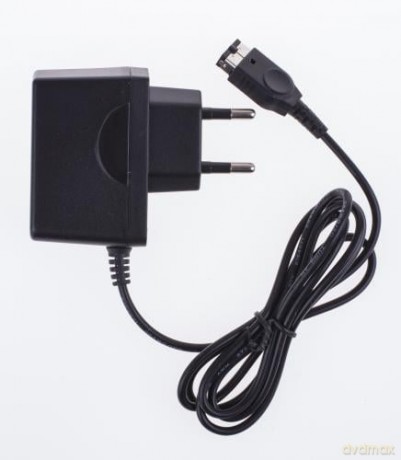 DS fat/GBA SP AC adapter (in F&G bag + label)