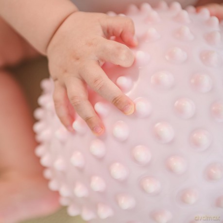 Edushape - Sensory Ball - 18 Cm - Light Pink (E705176pi)