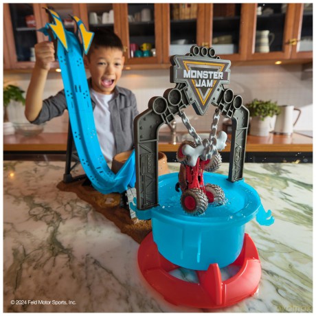 Monster Jam - 1:64 Mud Blasters Dunk Tank Playset - (6072014)