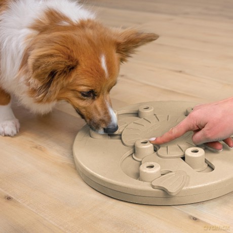 NINA OTTOSEN - Dog Worker - Composite Natural