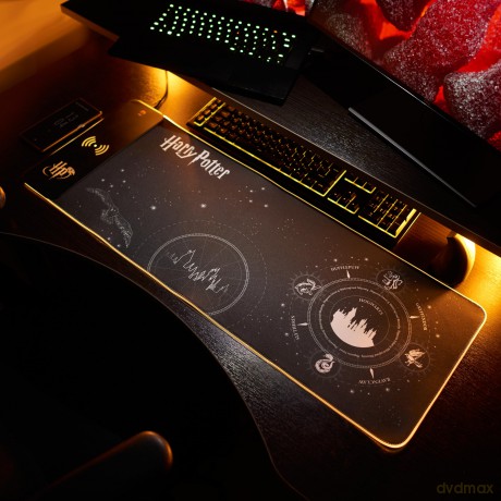 Numskull Harry Potter - Oversize Gaming Mat & Mobile Charger