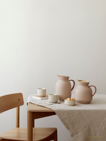Stelton - Amphora Vacuum Jug 1 L (Soft Peach)