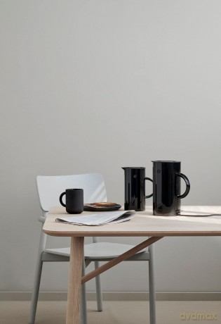 Stelton - EM77 Vacuum Jug 0.5 L (Black)