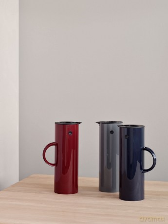 Stelton - EM77 Vacuum Jug 1 L (Dark Grey)