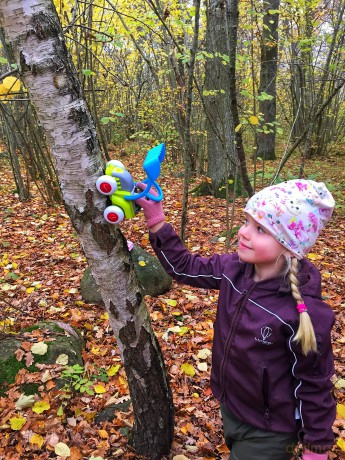 Viking Toys - Tractor W/trailer, Man & 3 Animals (130038)