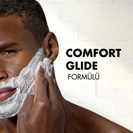 P&G GILLETTE PIANKA do GOLENIA 200ml SENSITIVE